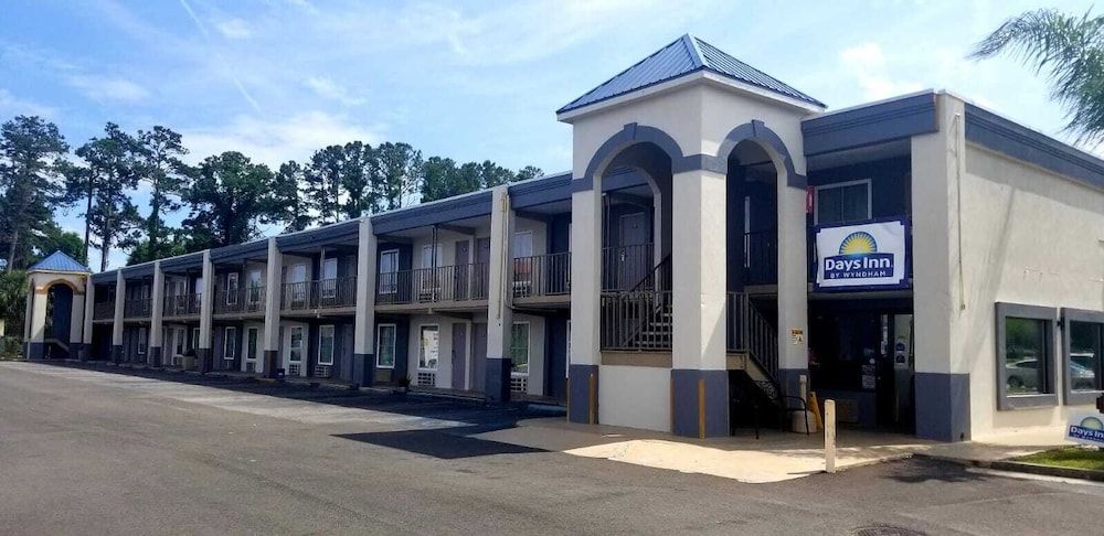 Days Inn by Wyndham Brunswick/St. Simons Area 1