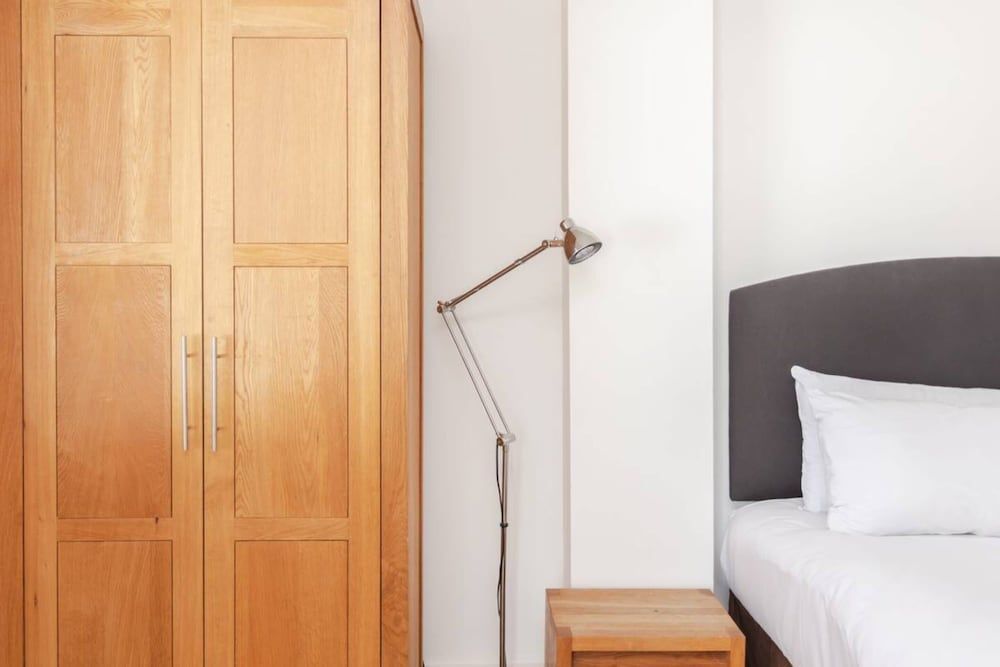 Spacious 2 Bedroom Flat on Bermondsey St 2
