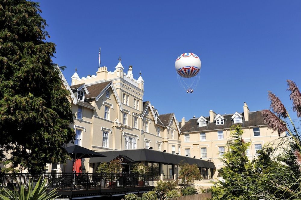 Royal Exeter Hotel 1
