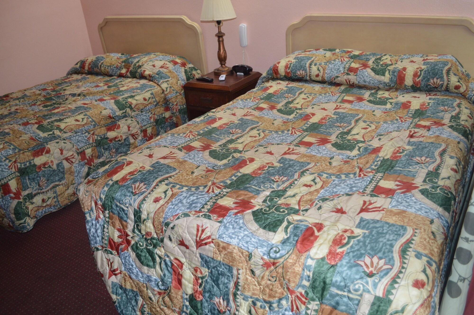 Tarpon Inn 1