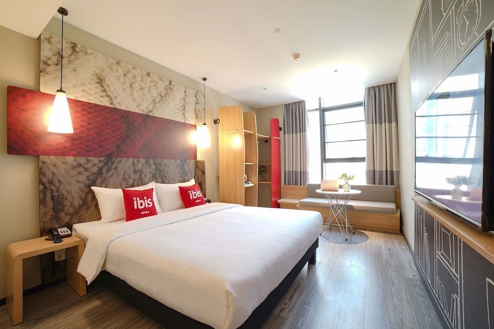 Ibis Chengdu Hi-Tech Zone Longhu Hotel 2