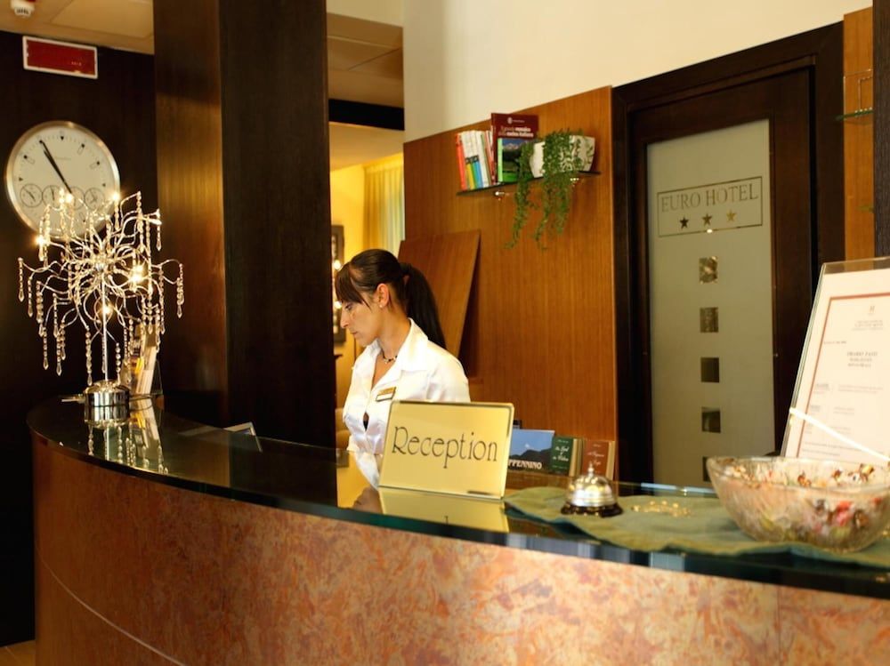 Euro Hotel 2