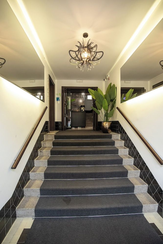 Urban Boutique Hotel Center 2