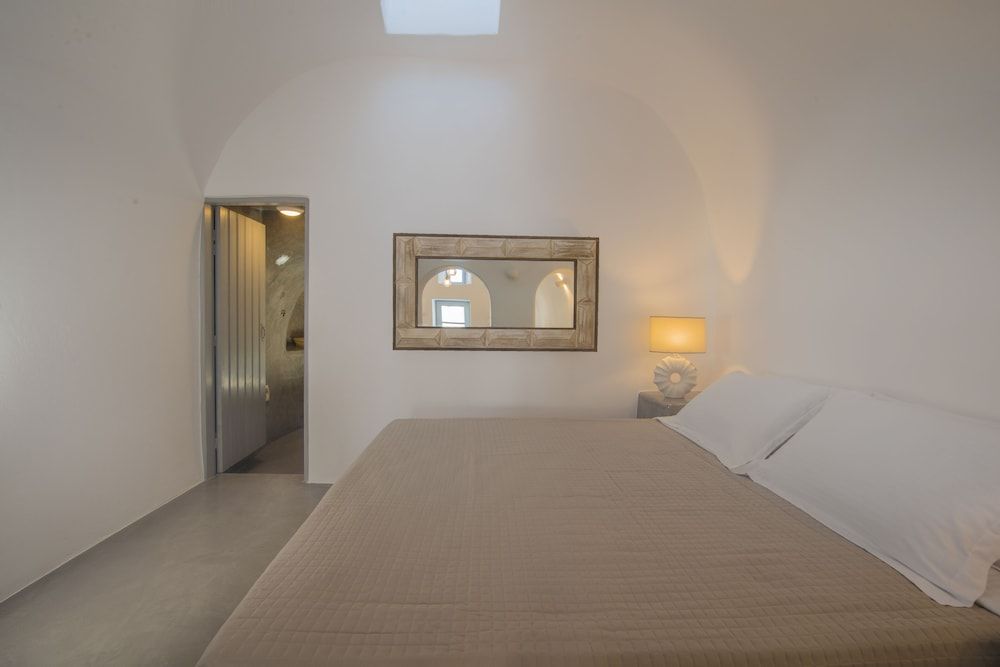 AQUA SERENITY LUXURY SUITES SANTORINI 2