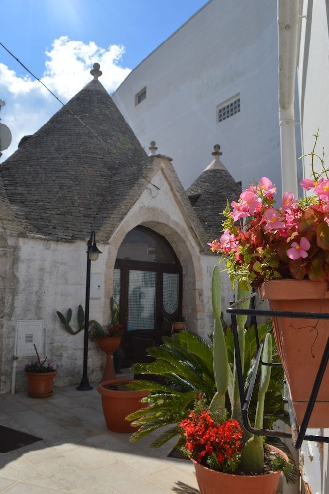 Giardino Dei Trulli 1