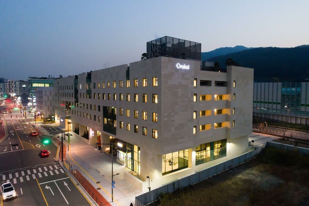 Orakai Cheonggyesan Hotel, BW Premier Collection 1