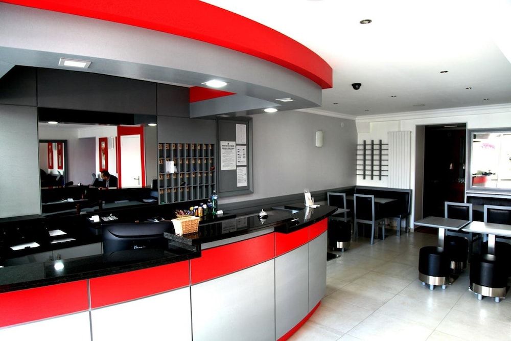 Hotel Briand devient Hotel IPL 1