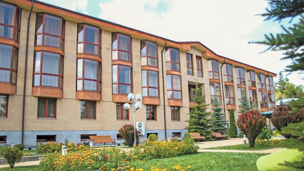 Hotel Russia 1