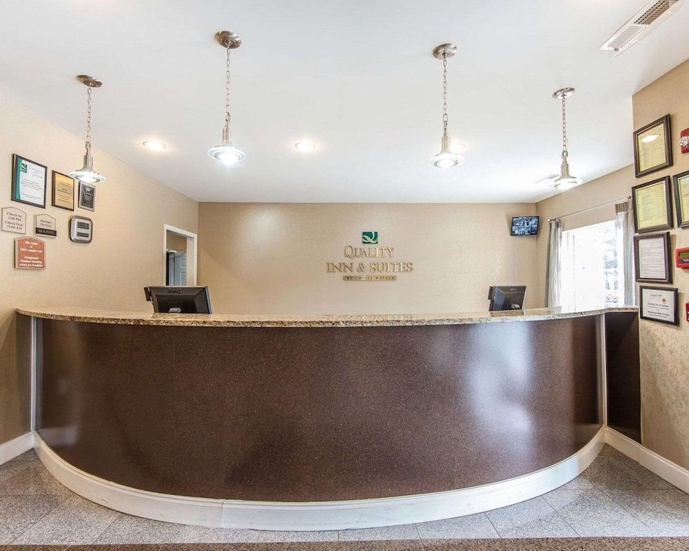 Quality Inn & Suites Bremen 2