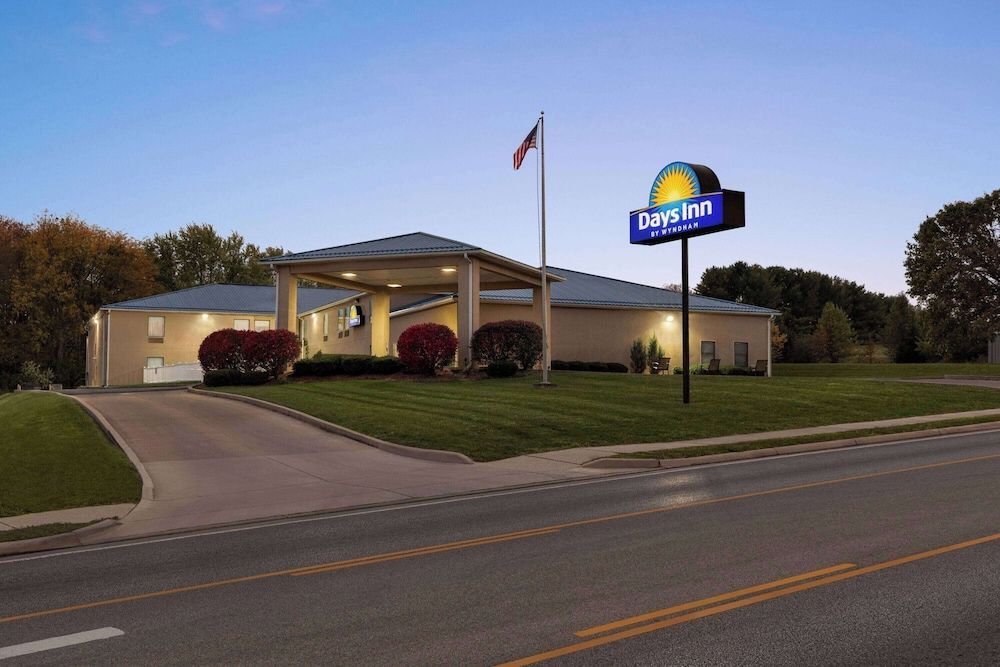 Days Inn by Wyndham Hillsboro 1