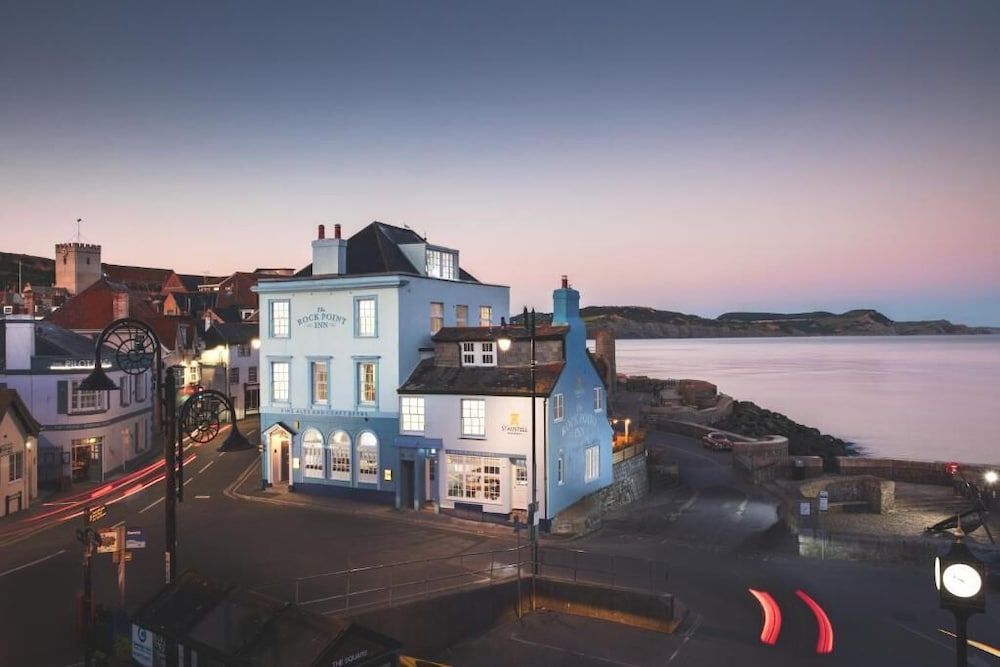 Rock Point Inn 1