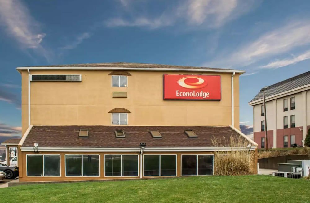 Econo Lodge Kent - Akron West 1