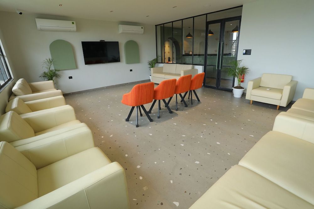 Hotel City Express By Downtown Udaipur 2