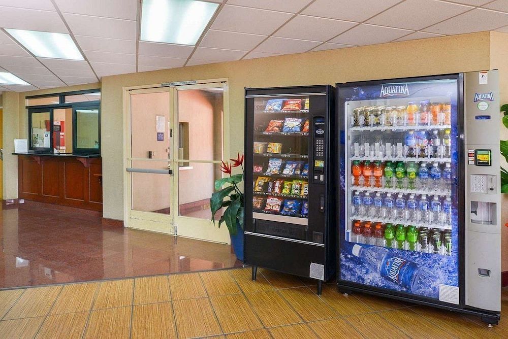 H3 Inn & Suites - LAX Airport - Los Angeles 2