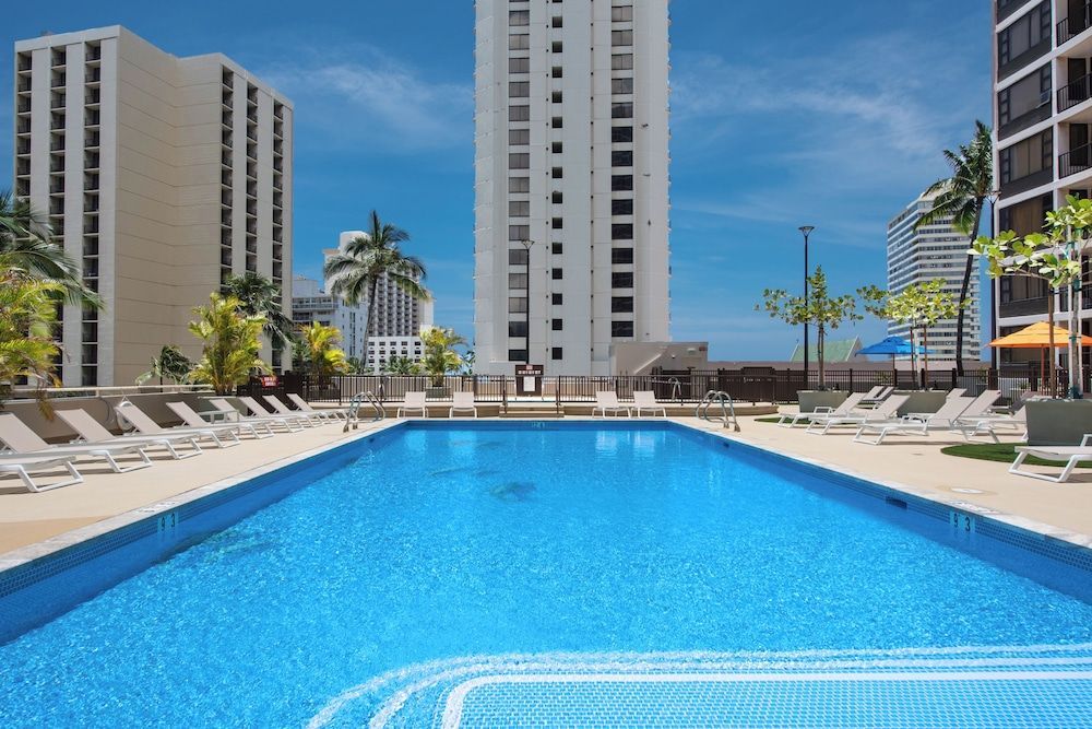 Premium Remodeled Condo with Ocean View and Parking 1