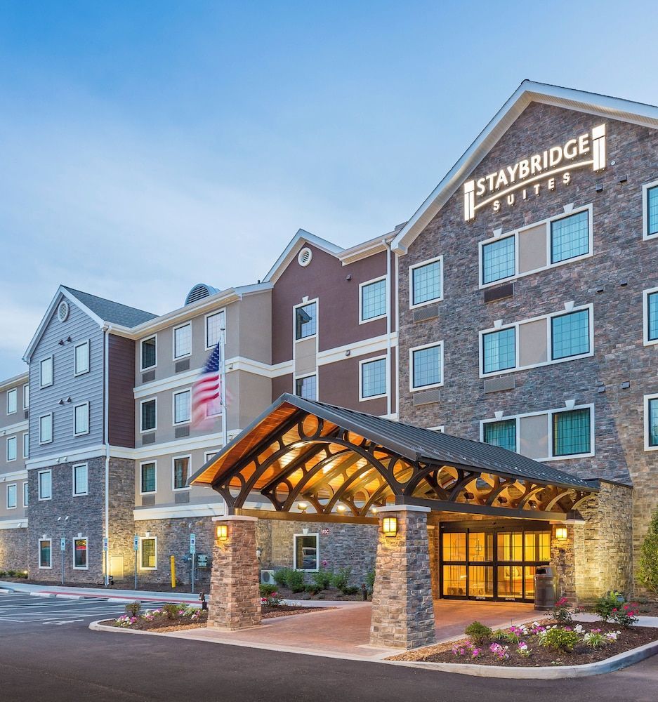 Staybridge Suites CANTON by IHG 1