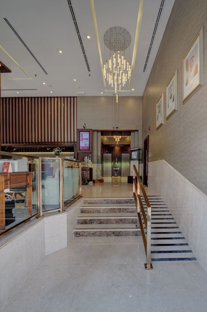 Hawthorn Suites by Wyndham Abu Dhabi City Center 2