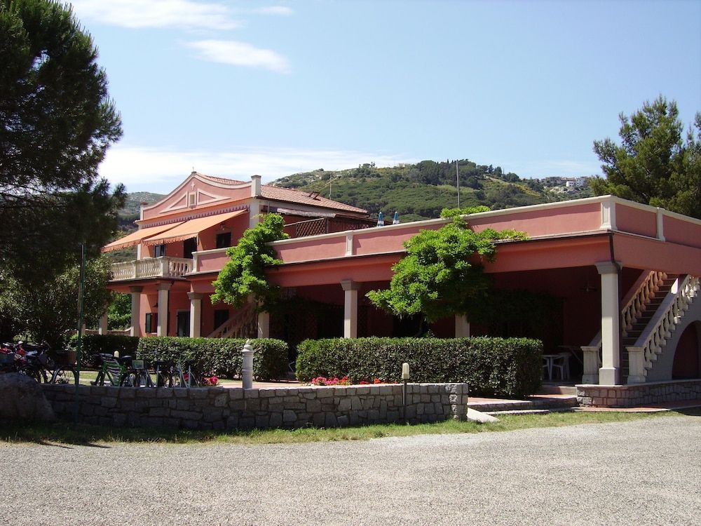 Pozzo al Moro Village 1