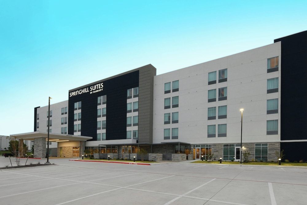 SpringHill Suites Dallas DFW Airport South/CentrePort 1