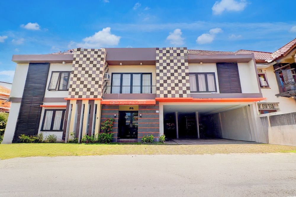 Toulouse - Denpasar - Bali - Collection O Near Bali Royal Hospital Renon Formerly JC BoutiqueA Hotel - Denpasar - Bali