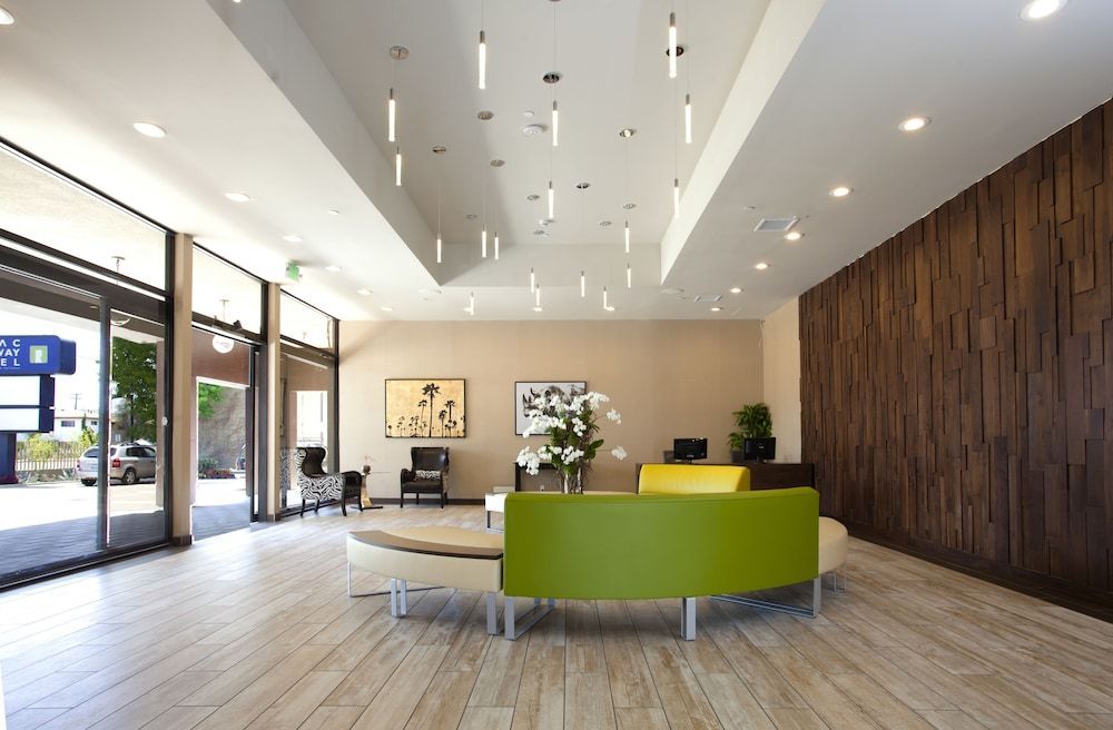 Redac Gateway Hotel Torrance 2
