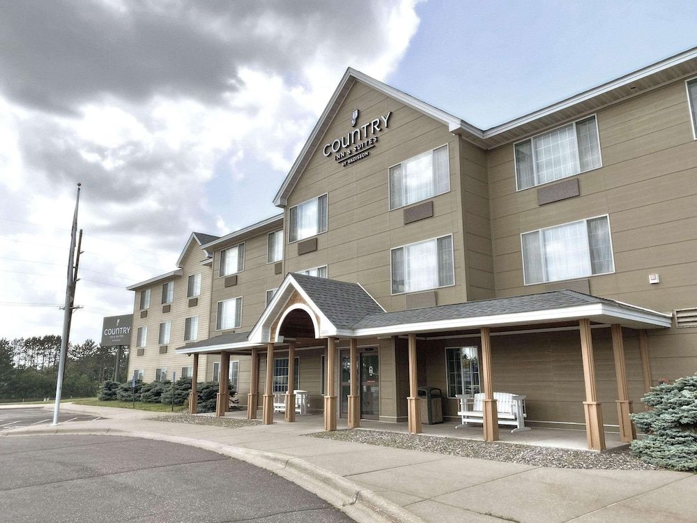 Country Inn & Suites by Radisson, Elk River, MN 1