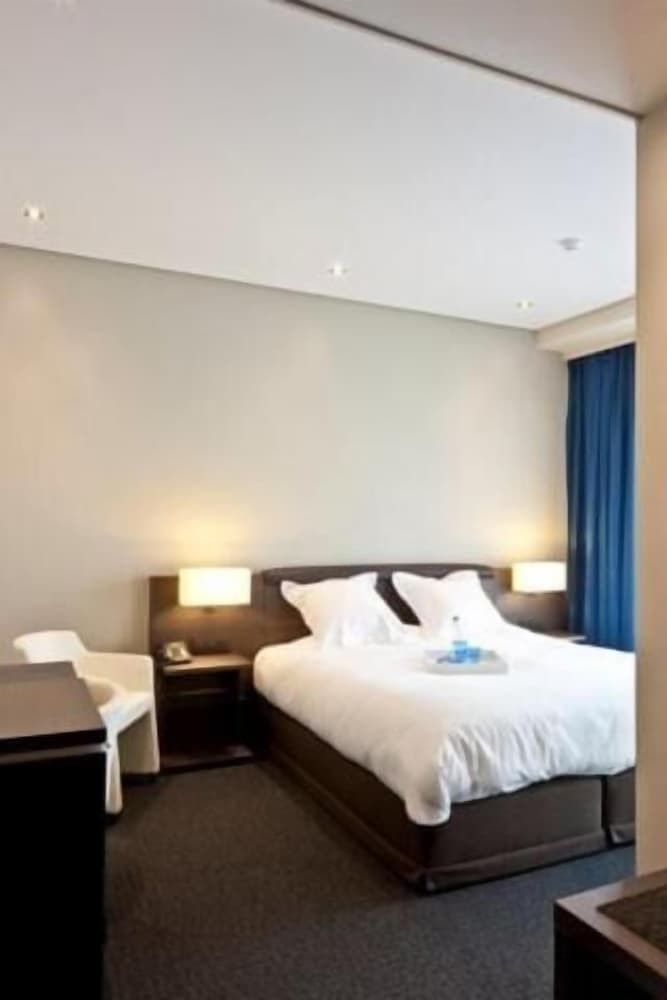 Blue Woods Hotel - Deerlijk 2