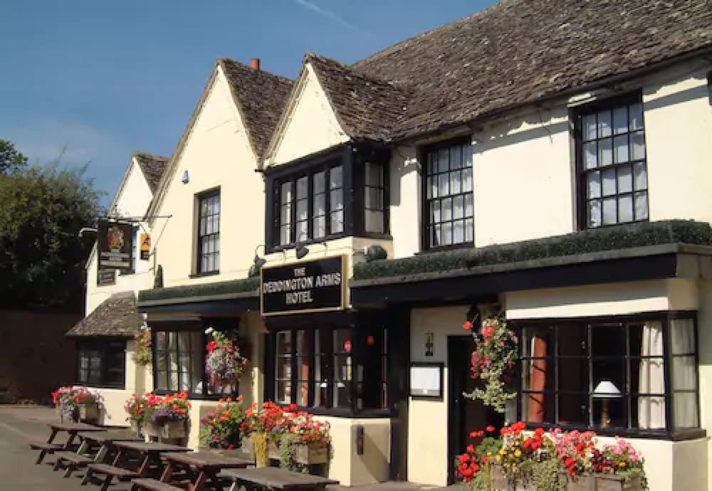 The Deddington Arms 1