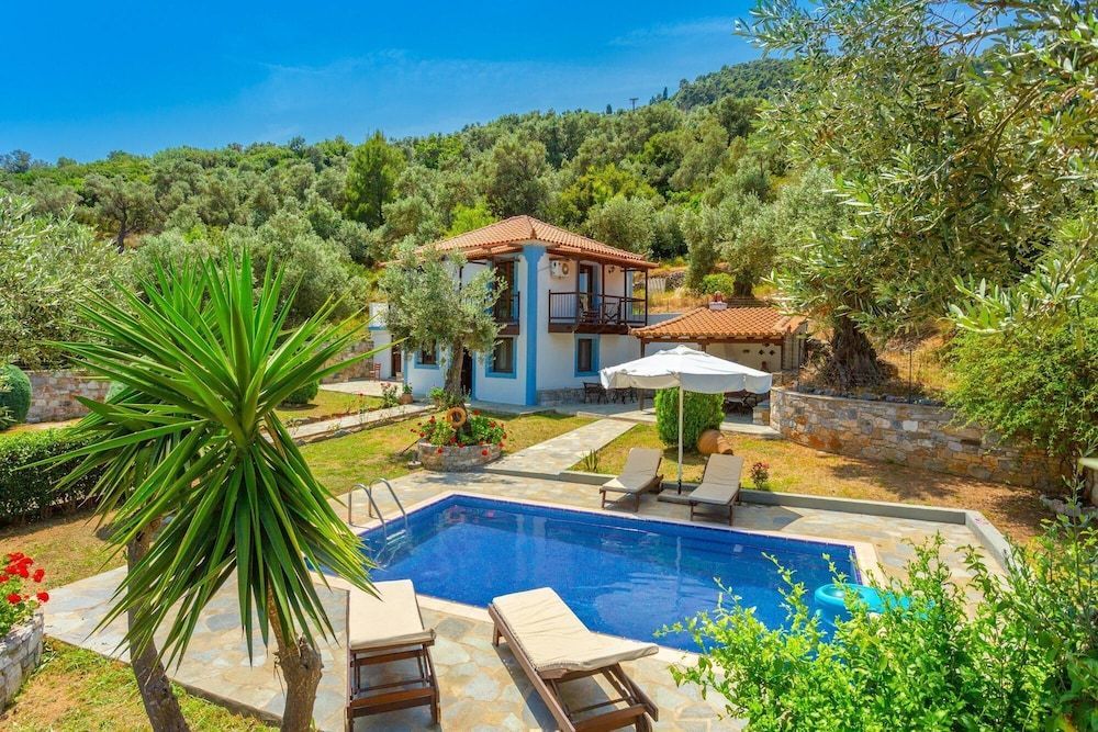 Villa Glysteri Large Private Pool Walk to Beach A C - 2125 1