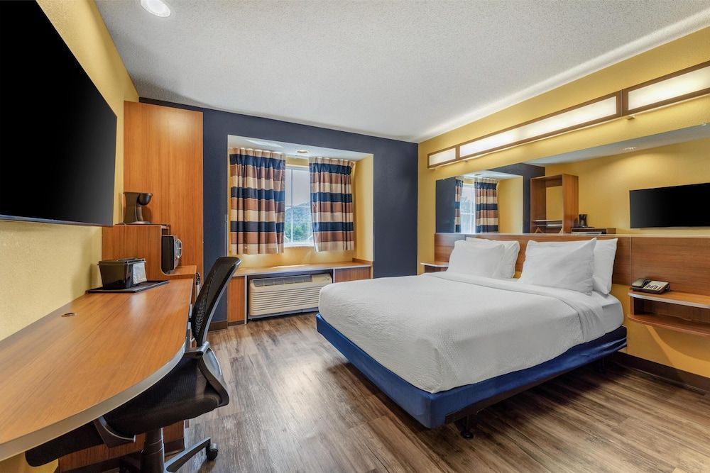 SureStay Plus Hotel by Best Western Keyser 1