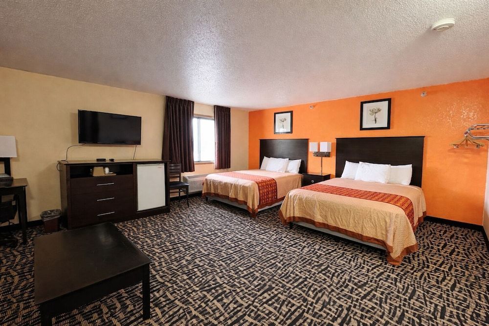 North Town Inn & Suites 1