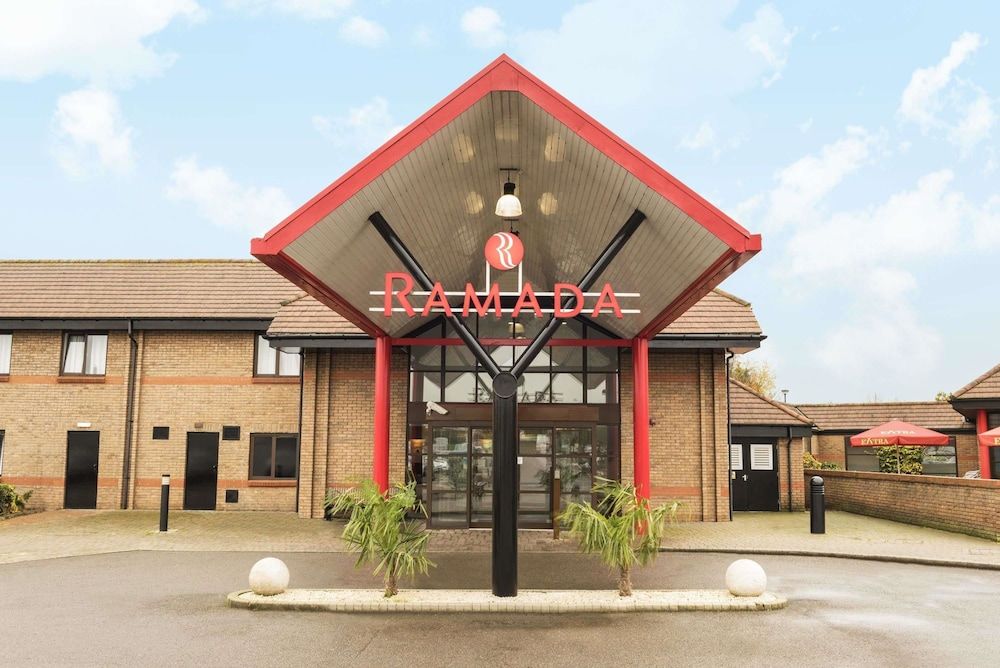 Ramada by Wyndham Cambridge 1
