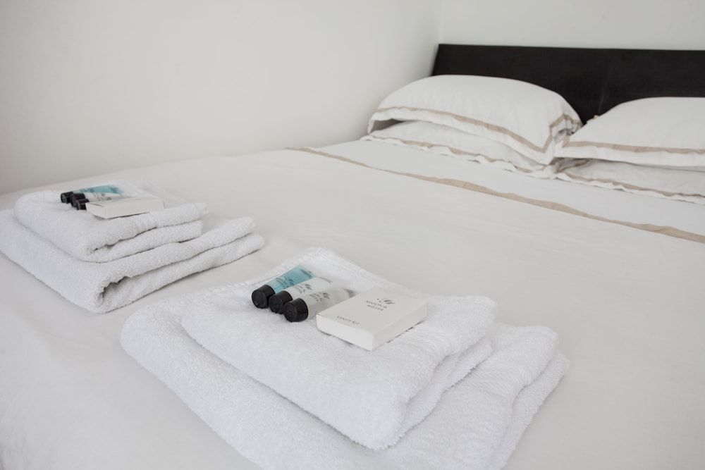 Basic Apartment for Two Amazing Location 2