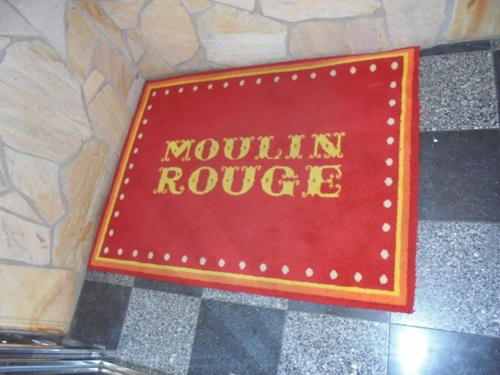 HOTEL MOULIN ROUGE - Adults Only 2