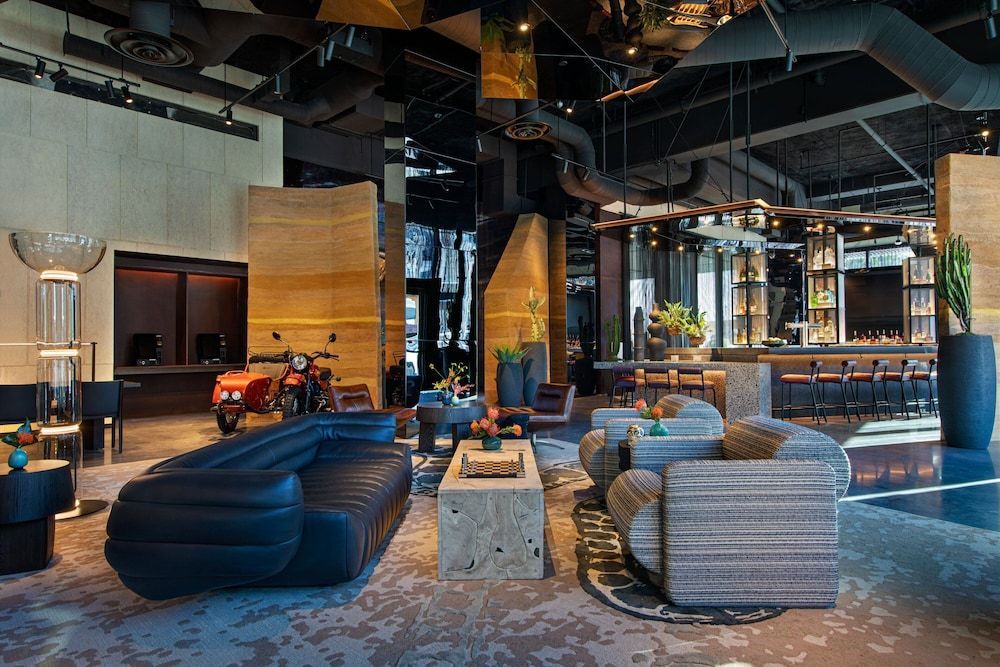 Moxy Downtown Los Angeles 2