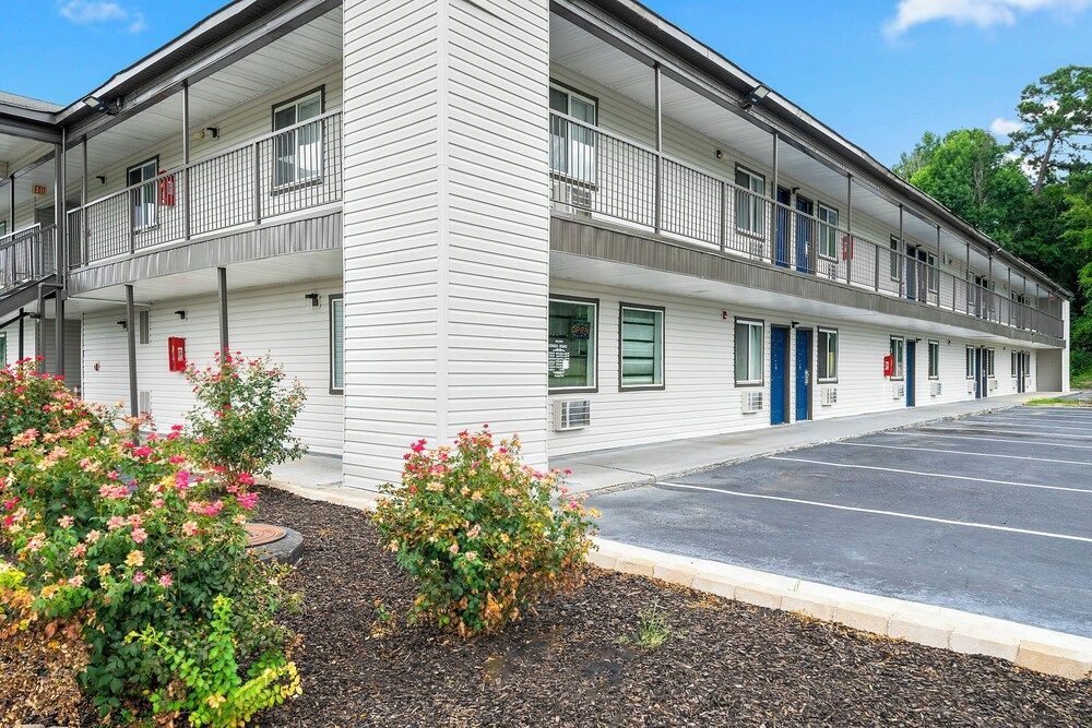 Southern Suites Columbus 1