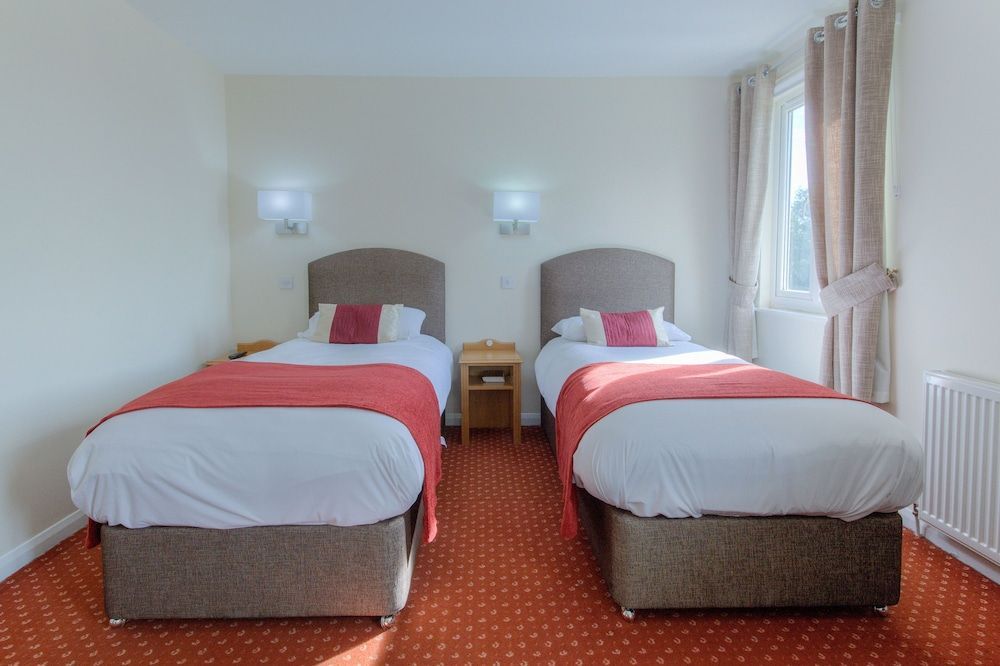 Wayford Bridge Inn Hotel 2