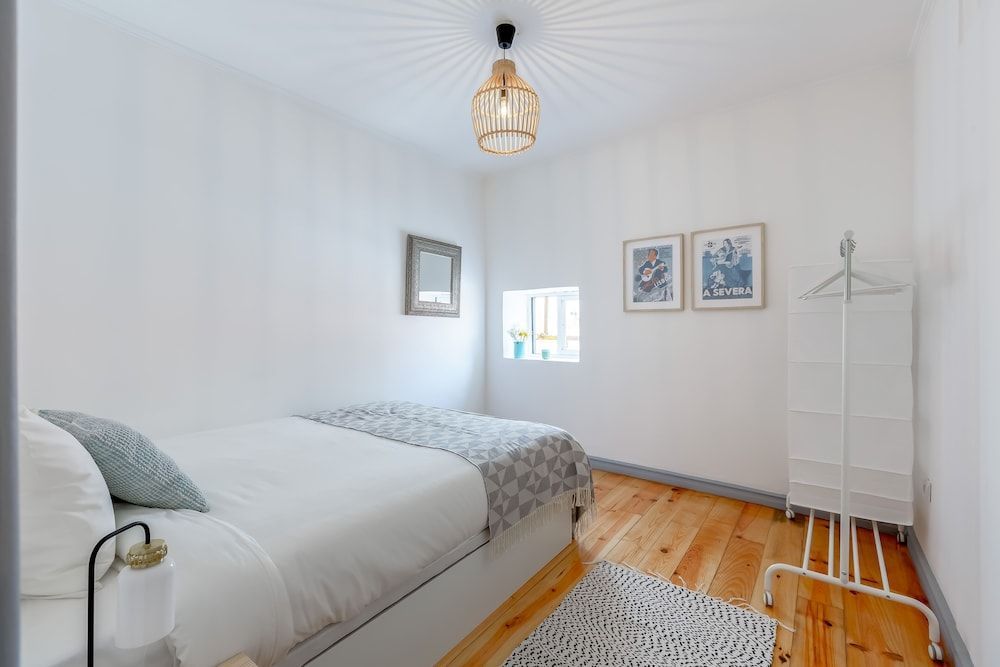 Alfama, Bright Spacious W/ Terrace Apartment, By TimeCooler 2