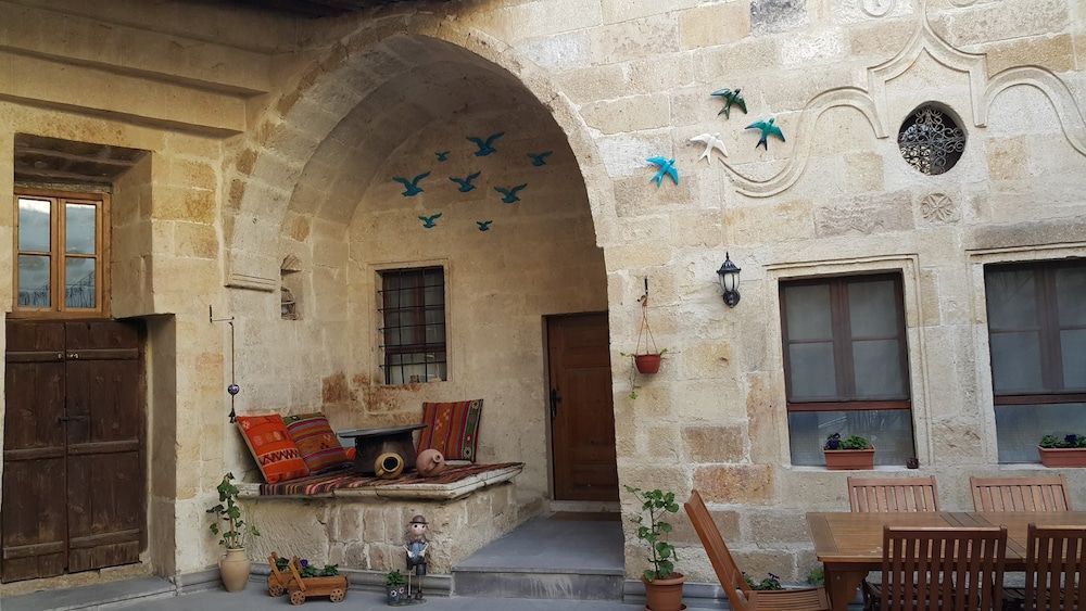 Has Cave Konak 2