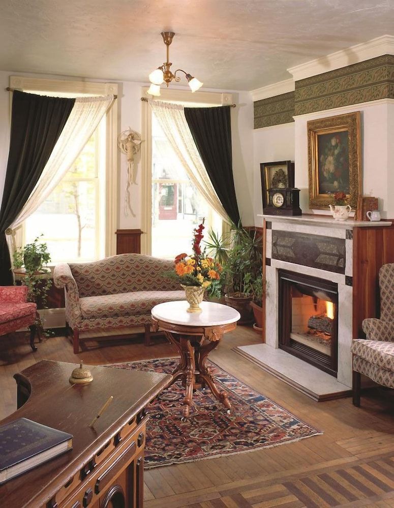 Washington House Inn 2