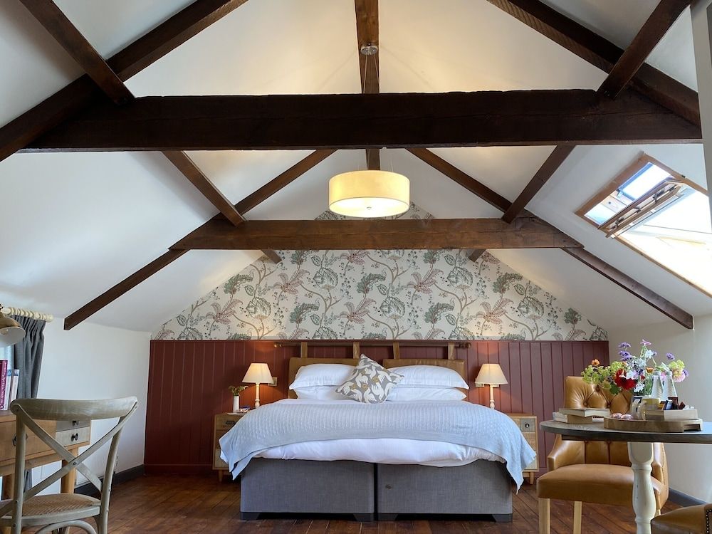 The Countryman Inn 1