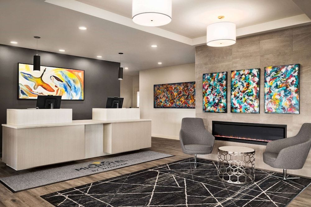 Microtel Inn & Suites Dorval QC 2