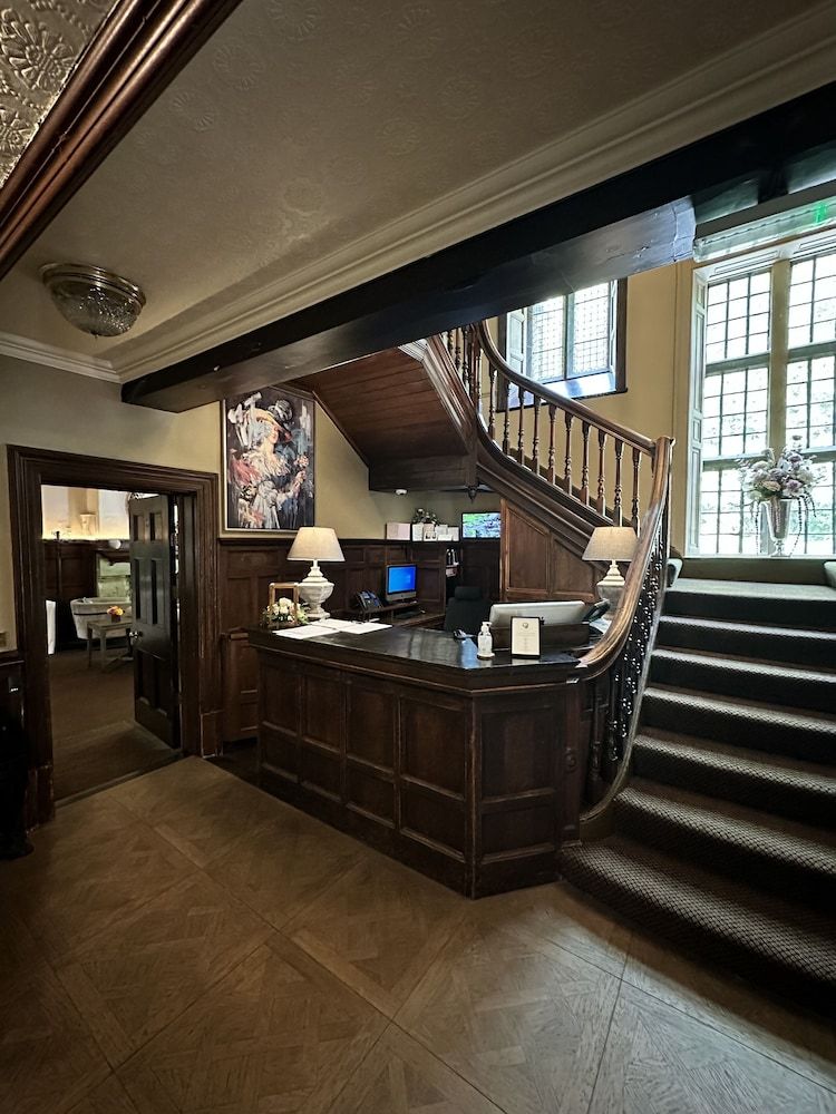 Whitley Hall Hotel 2