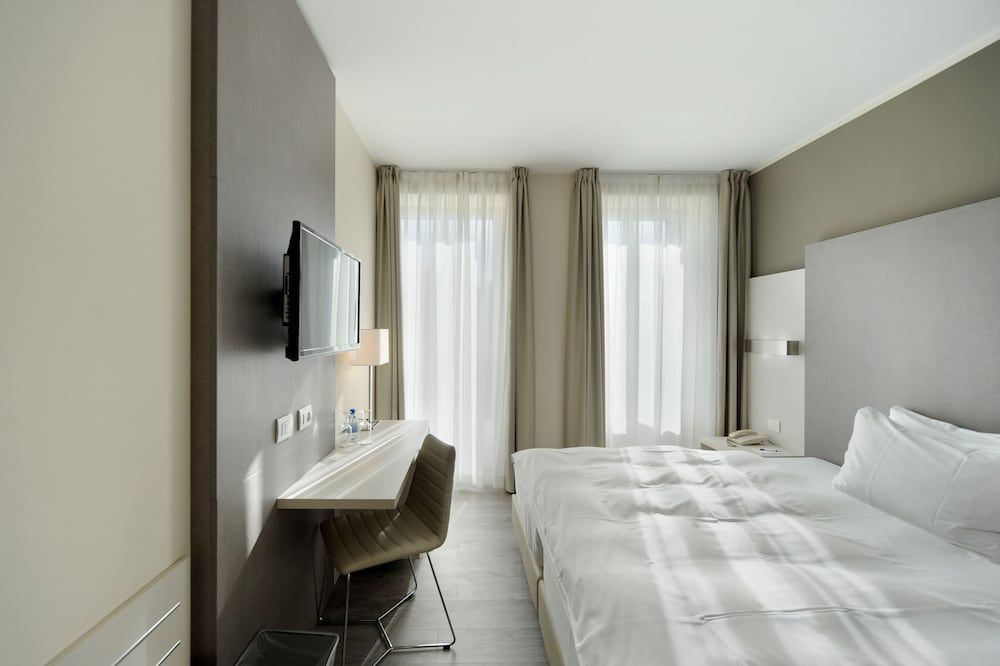 Hôtel Prealpina 2