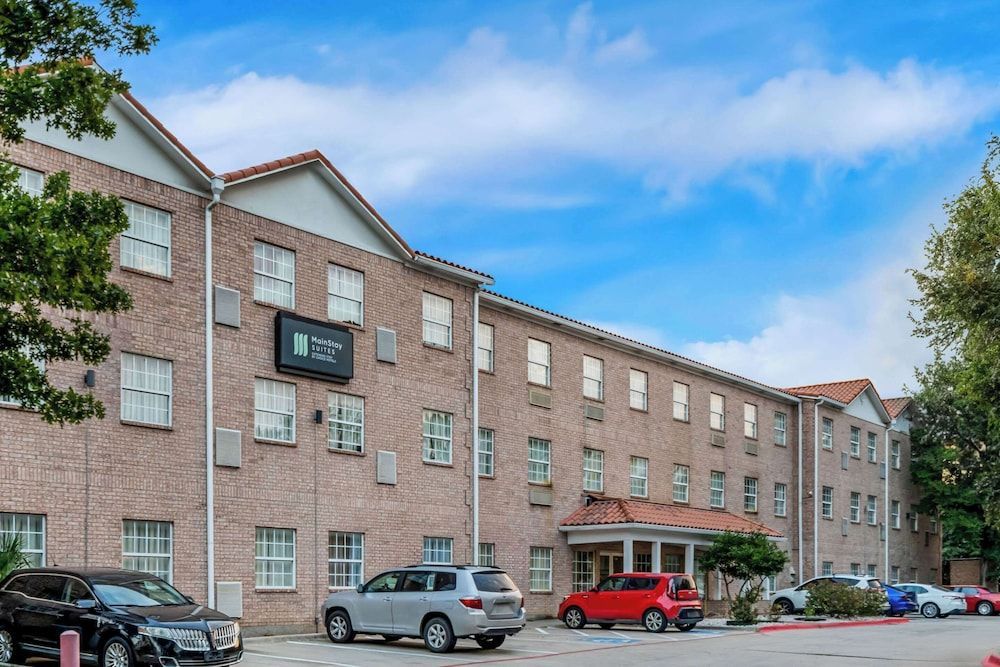 MainStay Suites Addison-Dallas 1