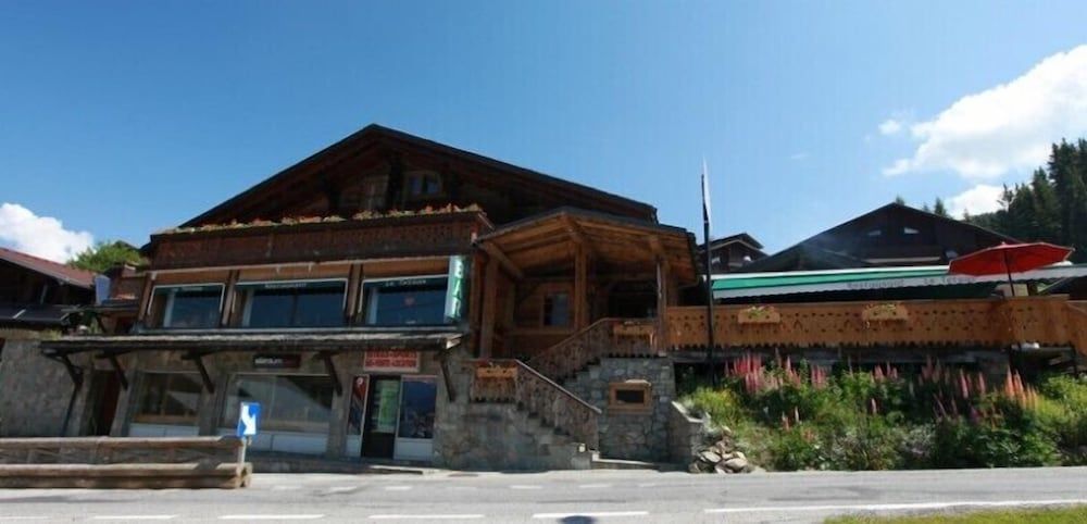 Hotel Le Tetras 1