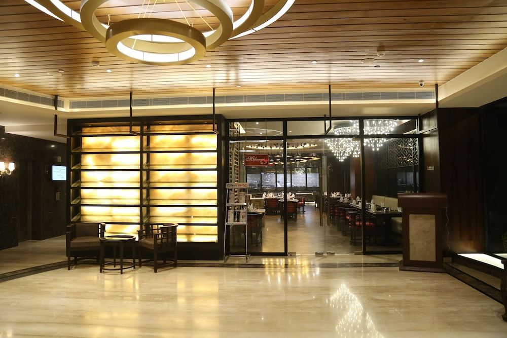 Ramada Encore by Wyndham Jalandhar 2