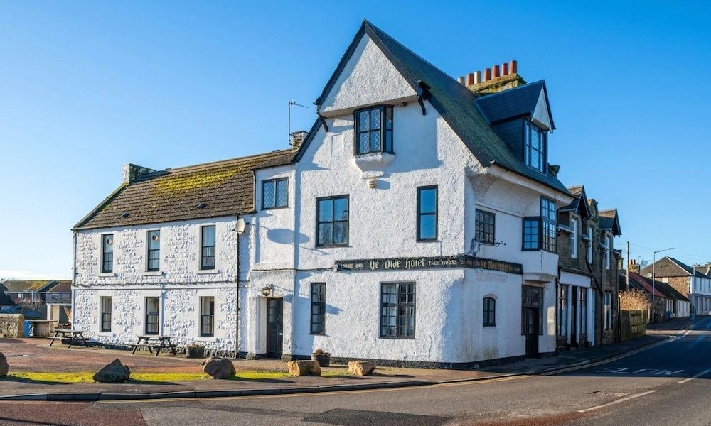 Ye Olde Hotel 1