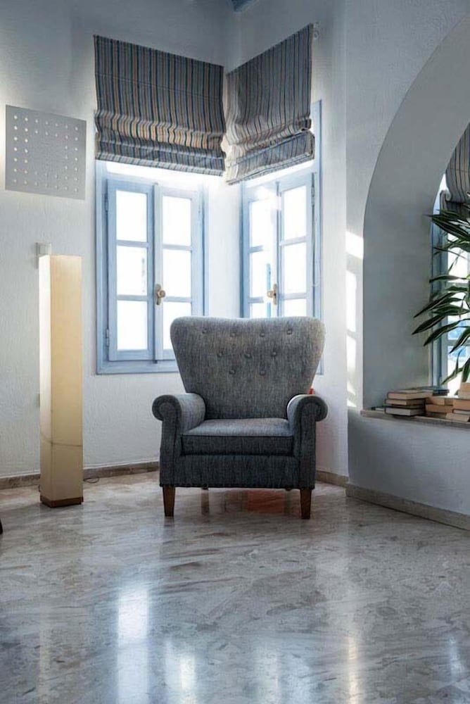 Poseidon Hotel Suites 1