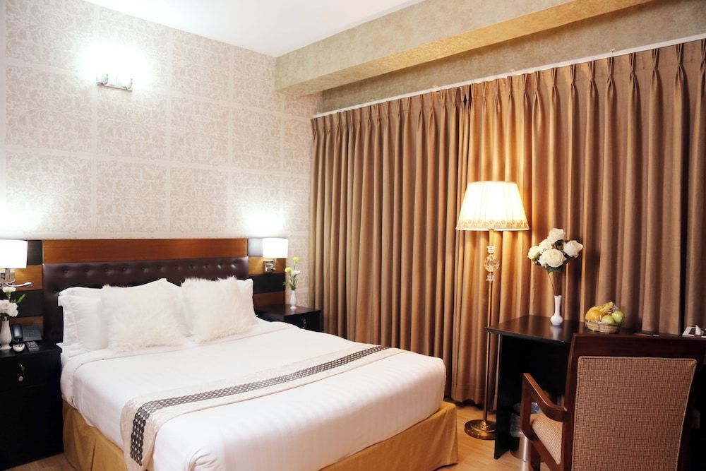 Civic Inn 1